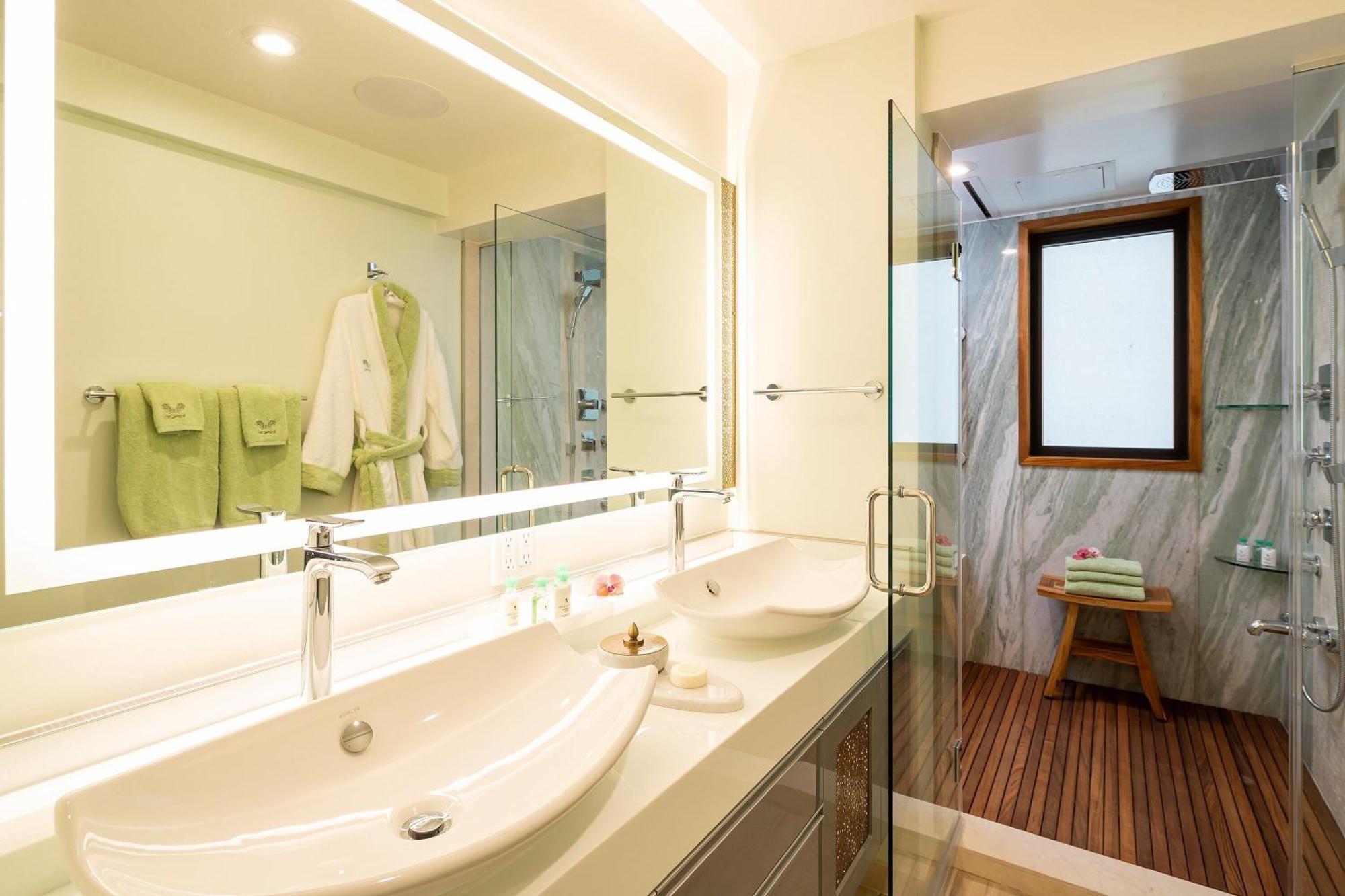 Espacio The Jewel Of Waikiki 호놀룰루 외부 사진